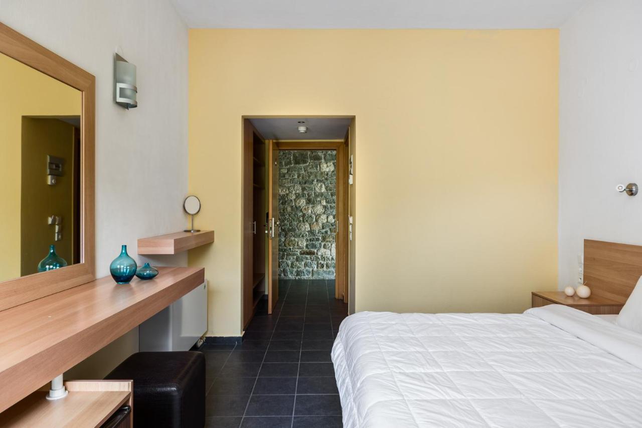 Gefiri Plakas Hotel Bagian luar foto