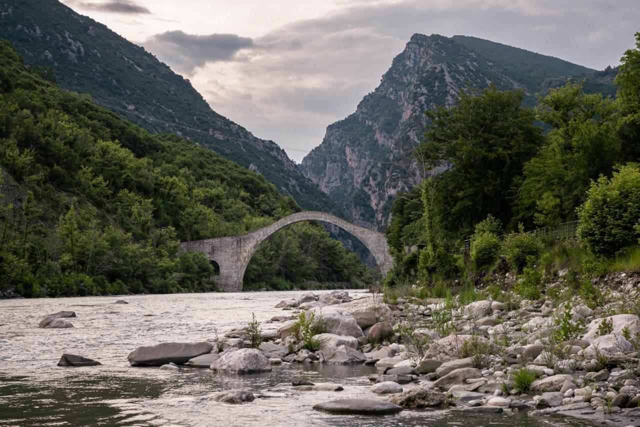 Gefiri Plakas Hotel Bagian luar foto
