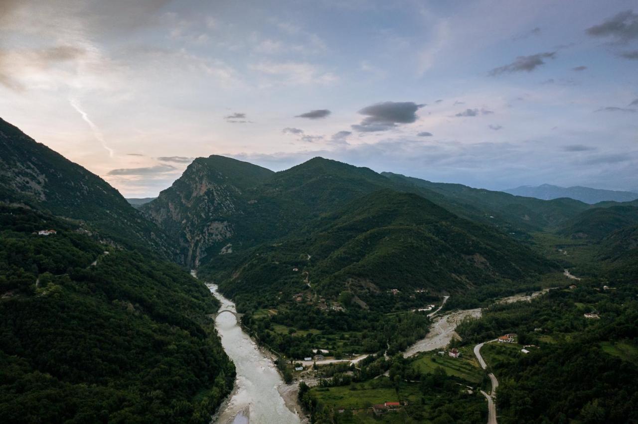 Gefiri Plakas Hotel Bagian luar foto