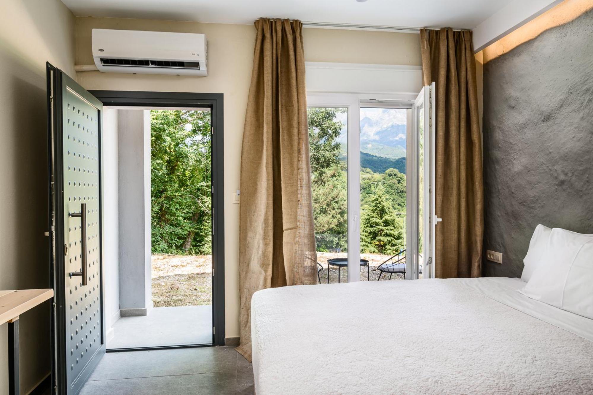 Gefiri Plakas Hotel Bagian luar foto